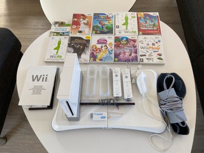 Nintendo Wii, God, Samlet sæt i fin stand. Inklusiv Wii board, HDMI adapter og diverse spil. Alt vir