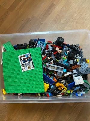 Lego andet, 13 kg Lego 
Med manualer 