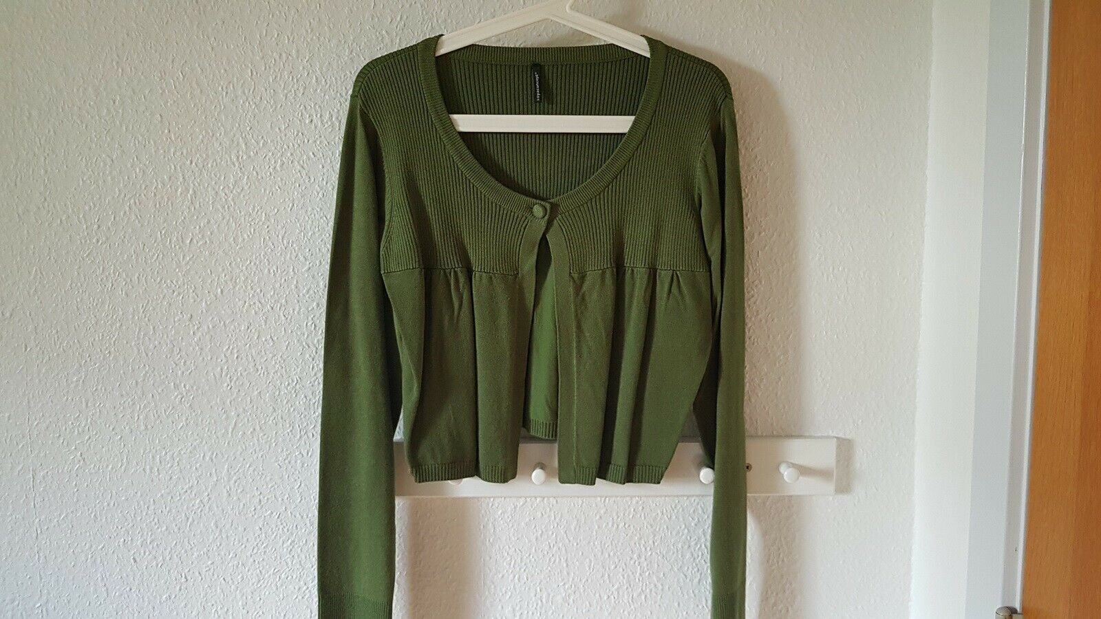 Wild Fable Olive Green Long-Sleeve Crop Top