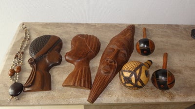 Træfigurer, Afrikanske træting, Afrikansk maske 50 cm. Lavet af afrikansk eg med handelsnavnet kamba