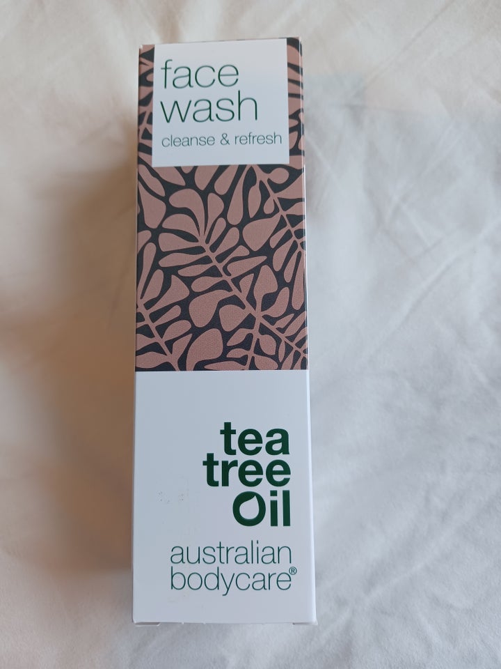 Ansigtspleje, Face wash, Tea tree oil