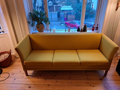 Sofa, uld, 3 pers. , Nielaus, Velholdt 3-personers-sofa model Jade af arkitektmærket Nielaus. 3,5 år