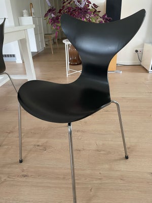 Arne Jacobsen, stol, Liljen, 6 spisebordsstole model Liljen fra Fritz Hansen var den sidste stol Arn