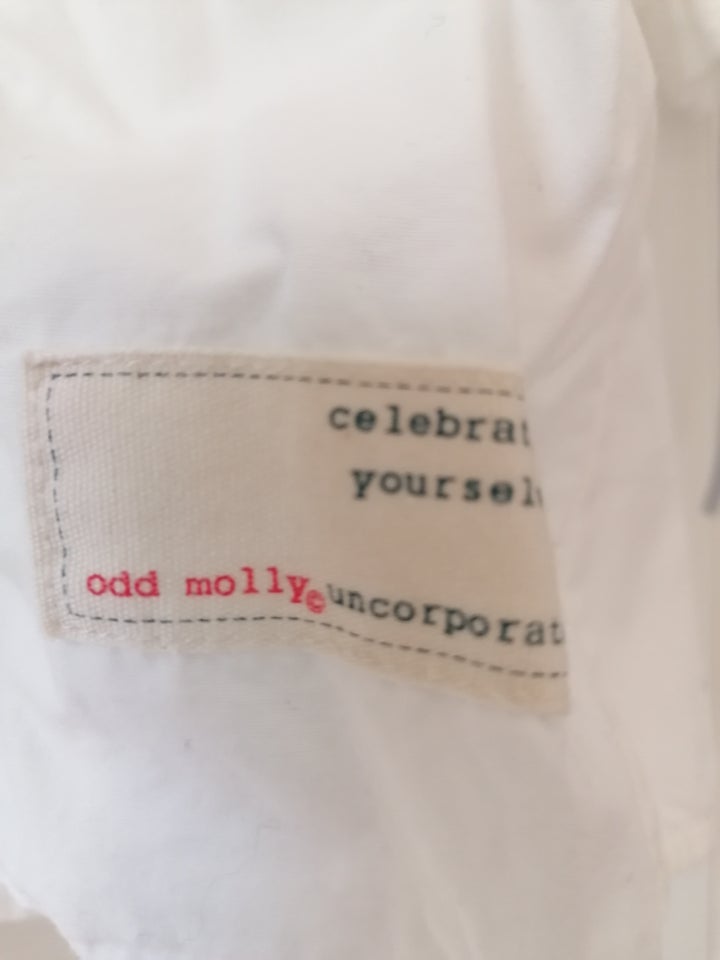 Top, Odd Molly, str. 36