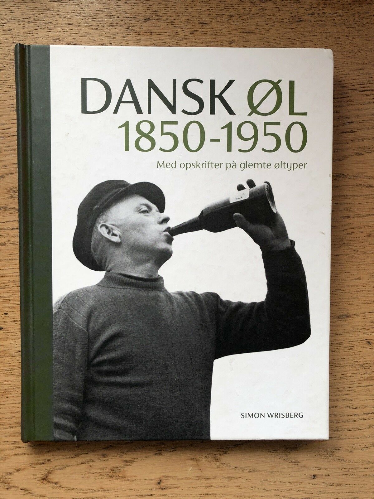 Uluru Bred vifte her Dansk øl 1850-1950 (svag røglugt), Simon Wrisberg, emne: mad og vin –  dba.dk – Køb og Salg af Nyt og Brugt