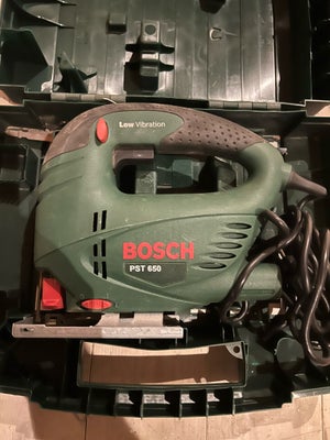 Stiksav, Bosch pst 650, Stiksav fra Bosch (PST 650). Leveres inkl. en række forskellige klinger til 