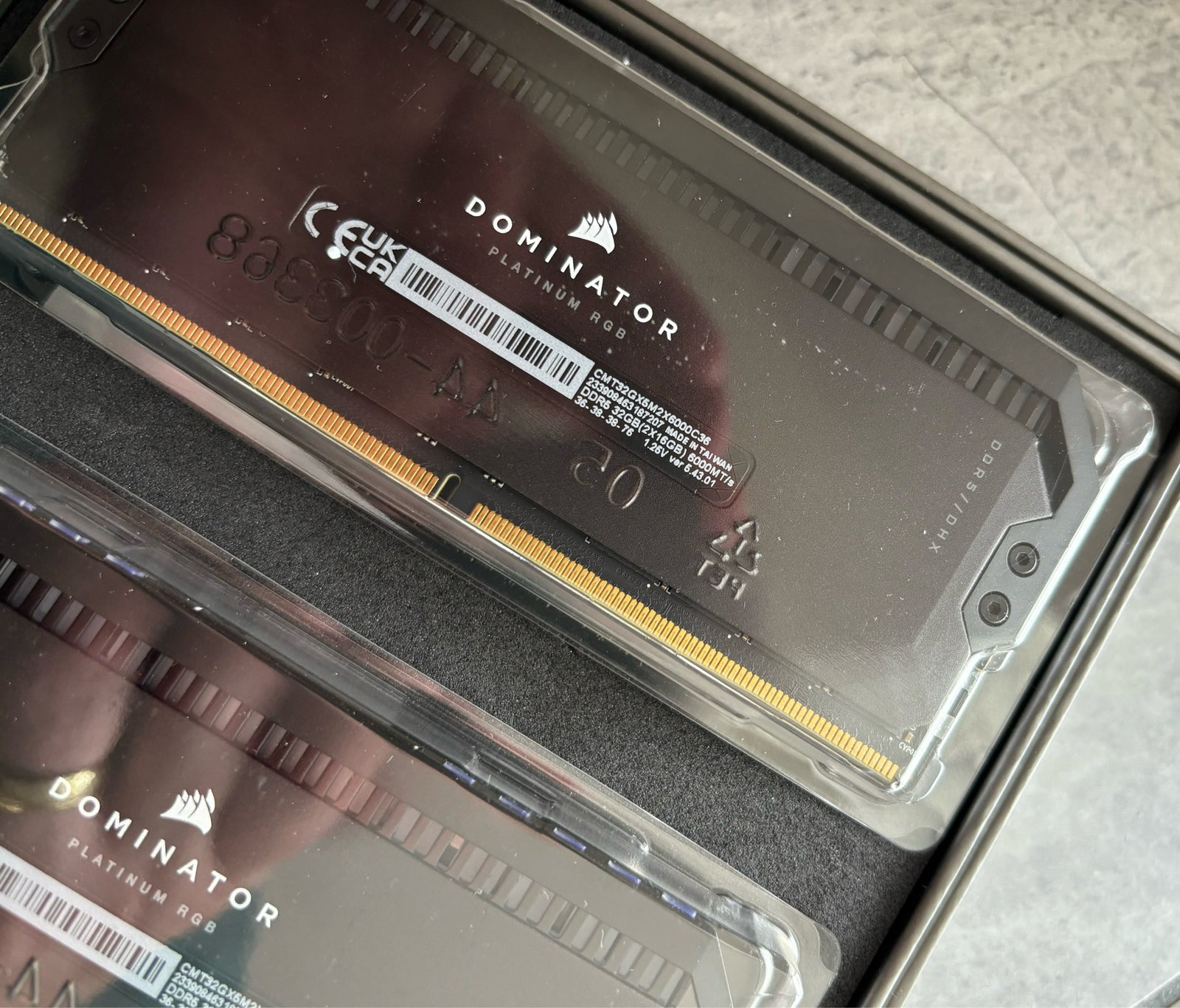 Corsair Dominator Platinum RGB, 32GB., DDR5 SDRAM