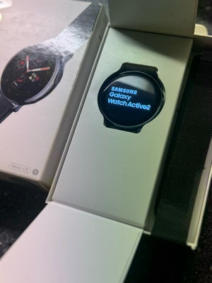 Smartwatch, Samsung, Samsung active 2!
Sælges da jeg er gået over til iPhone ??

Der følger gummi og