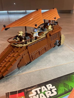 Lego Star Wars, 75020, Komplet skib, med alle figurer og begge samlevejledninger. 75020 Legosæt hvor