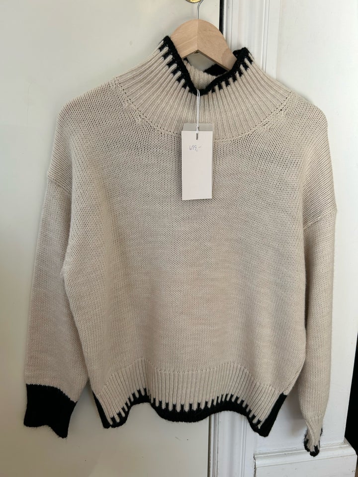 Sweater, La Maillie intuition , str. M