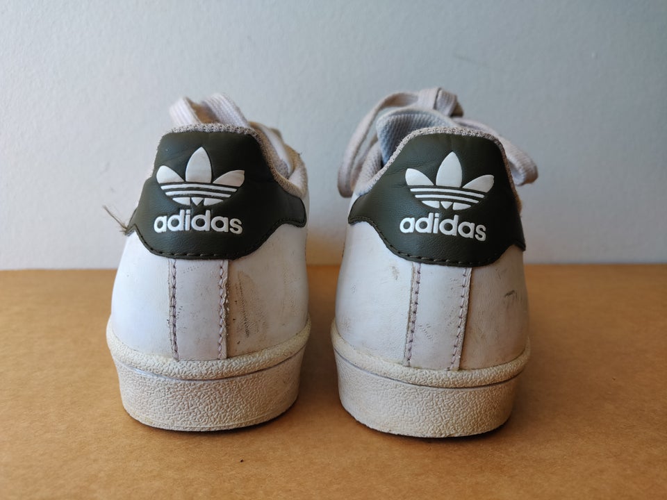 Sneakers, str. 36, adidas superstar