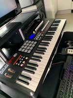 Midi keyboard, AKAI MPK 61