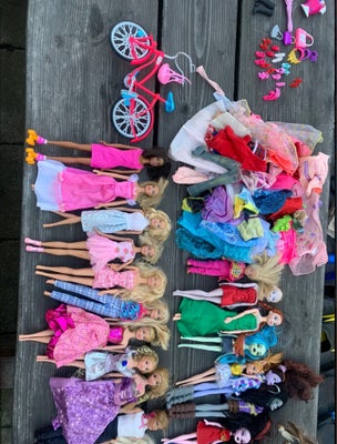 Barbie, Barbiedukker og tilbehør, 14 stk. Barbiedukker fra Mattel (nederste række), 12 stk. dukker f