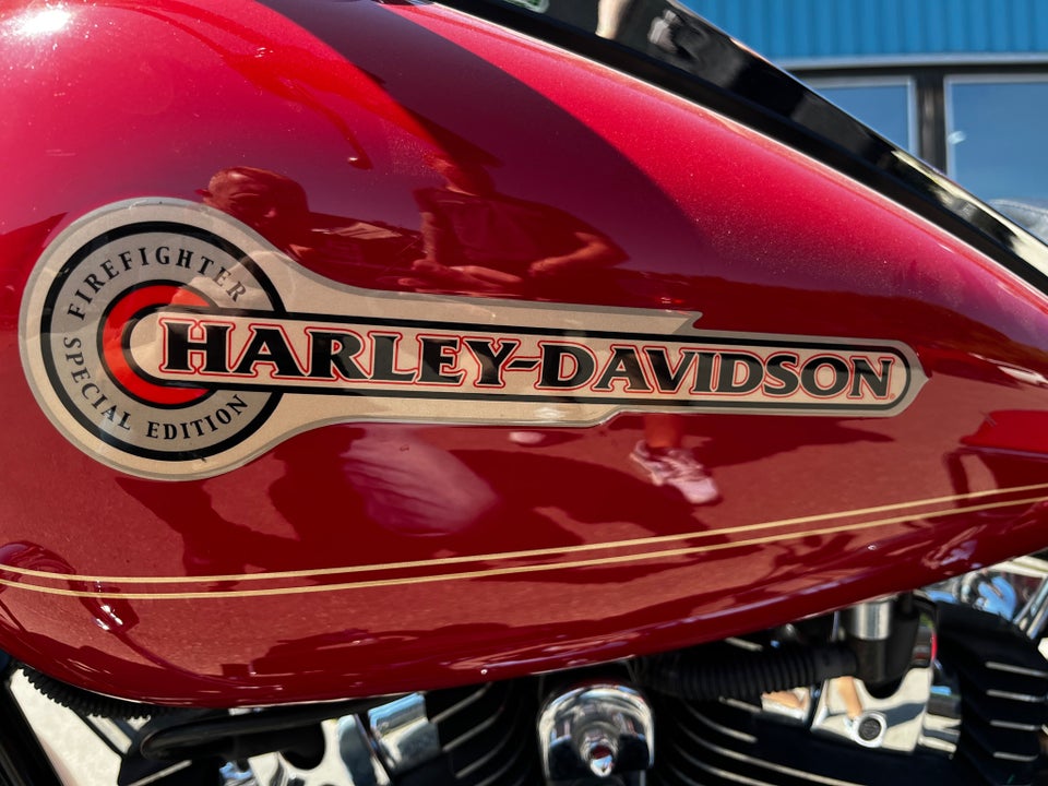 Harley-Davidson, 2006 Road King Firefighter Special