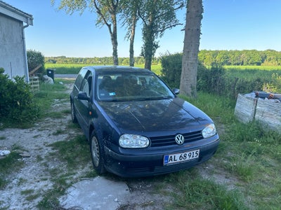 VW Golf IV, 1,8 aut., Benzin, 1999, 3-dørs