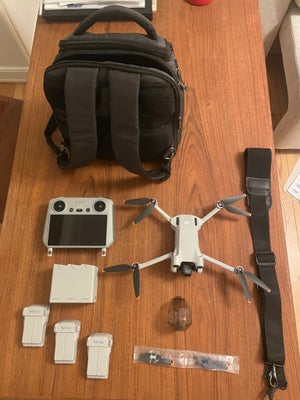 Drone, DJI Mini 3 pro + fly more kit, skala Perfekt stand, Salg af DJI Mini 3 Pro – komplet pakke i 