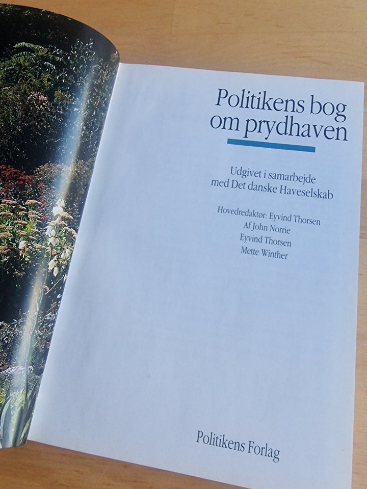 Politikens bog om prydhaven, Eyvind Thorsen, emne: hus og