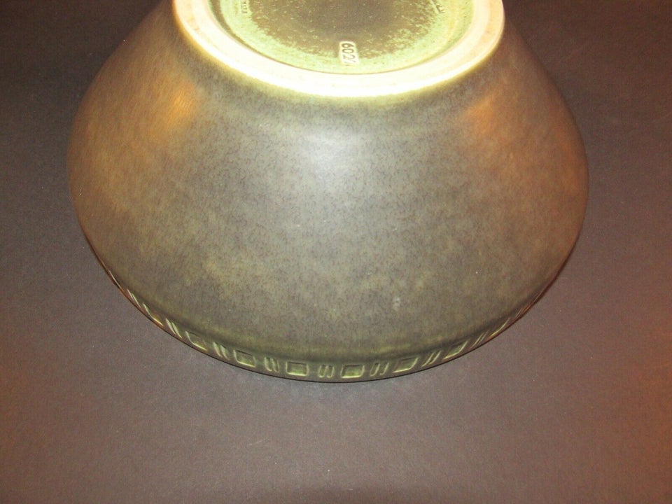 Keramik, Skål nr 6027, Michael Andersen Bornholm