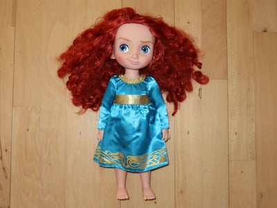 Andet, Merida, Disney - Modig (Brave), Stor Merida dukke fra Disney filmen "Modig".

Den er 39 cm hø