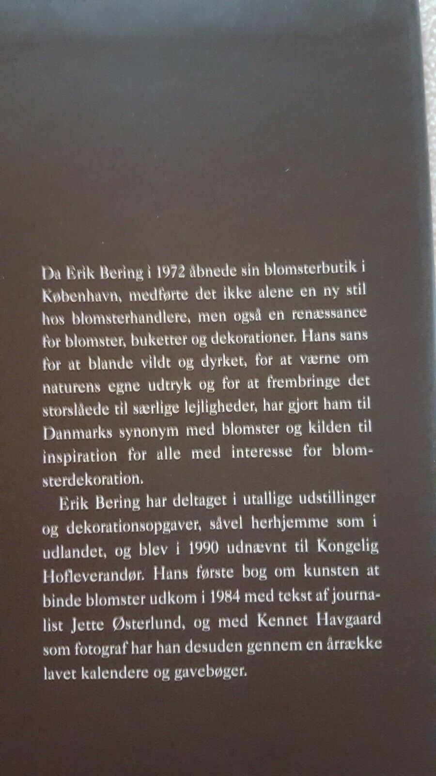 Berings Blomsterverden, Jette Østerlund, emne: hus og
