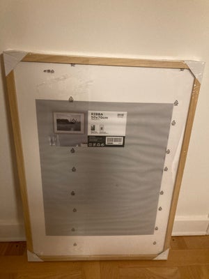 Billedramme, Ikea Ribba, IKEA RIBBA ramme / billedramme 50x70 cm

Med passepartout 

Ny - stadig i i