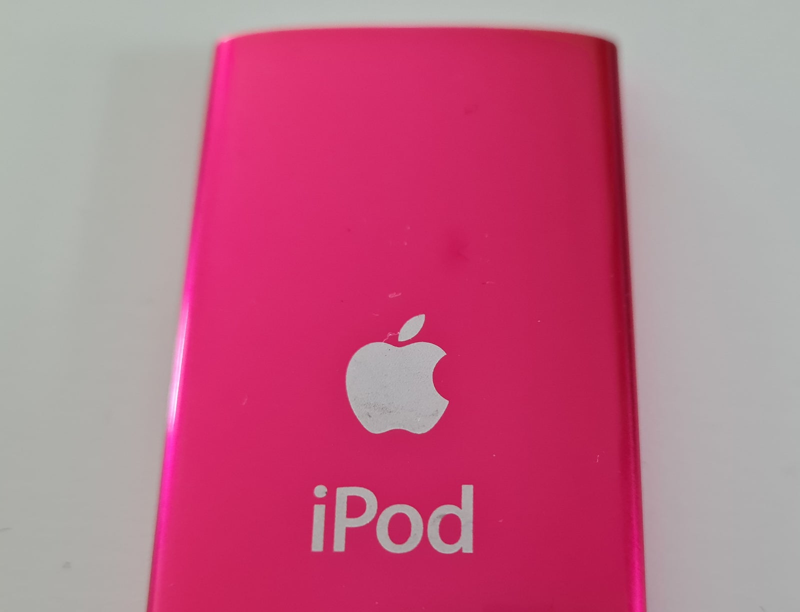 iPod, SOLGT Nano 5th generation, 8 GB