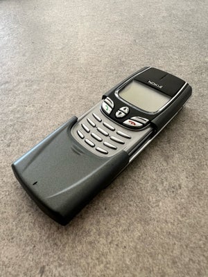Nokia 8850, Perfekt, Meget flot Nokia 8850 - UDEN SIM LÅS!


Tidsløs design; skil dig ud fra mængden