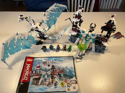 Lego Ninjago, 70678, Lego Ninjago 70678 Den Forladte Kejsers Borg. Flot ispalads med en kæmpe isdrag
