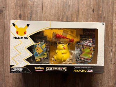 Samlekort, pokemon celebrations pikachu 

premium figure collection pikachu vmax 