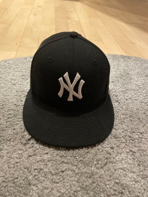 Cap, New era, str. 7,  Sort,  Næsten som ny