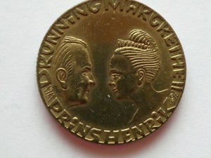 Mønt Fra Dronning Margrethe Og Henriks Sølvbryllup på DBA - og salg nyt og brugt