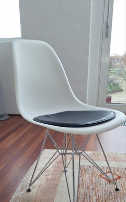 Eames, stol, DSR, 6 flotte og meget velholdte Eames stole med læder hynder. Jeg sælger dem billigt d