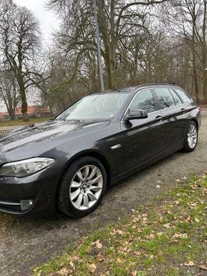 BMW 520d, 2,0 Touring, Diesel, 2010, km 288000, træk, nysynet, aircondition, ABS, airbag, alarm, 5-d