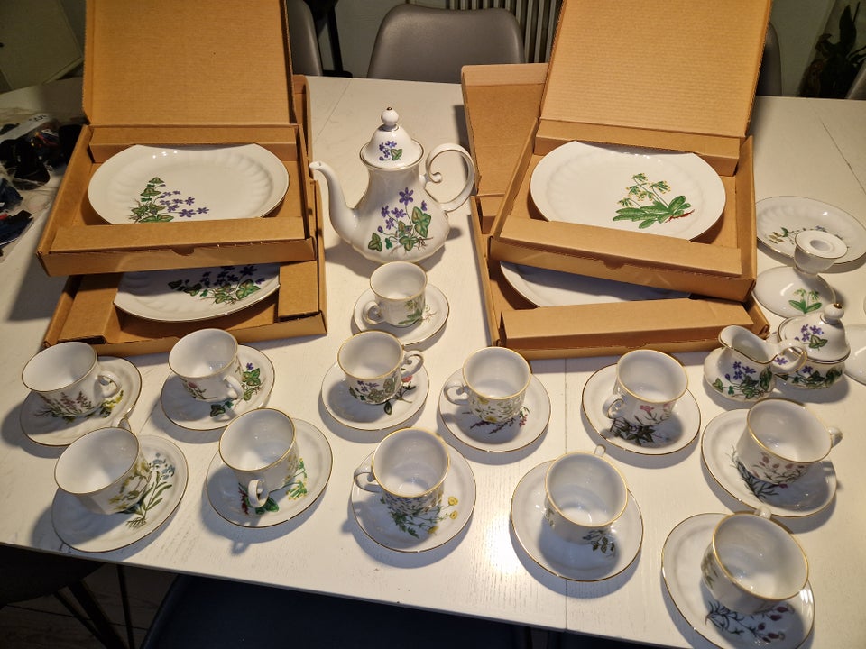 Porcelæn kaffestel kopper