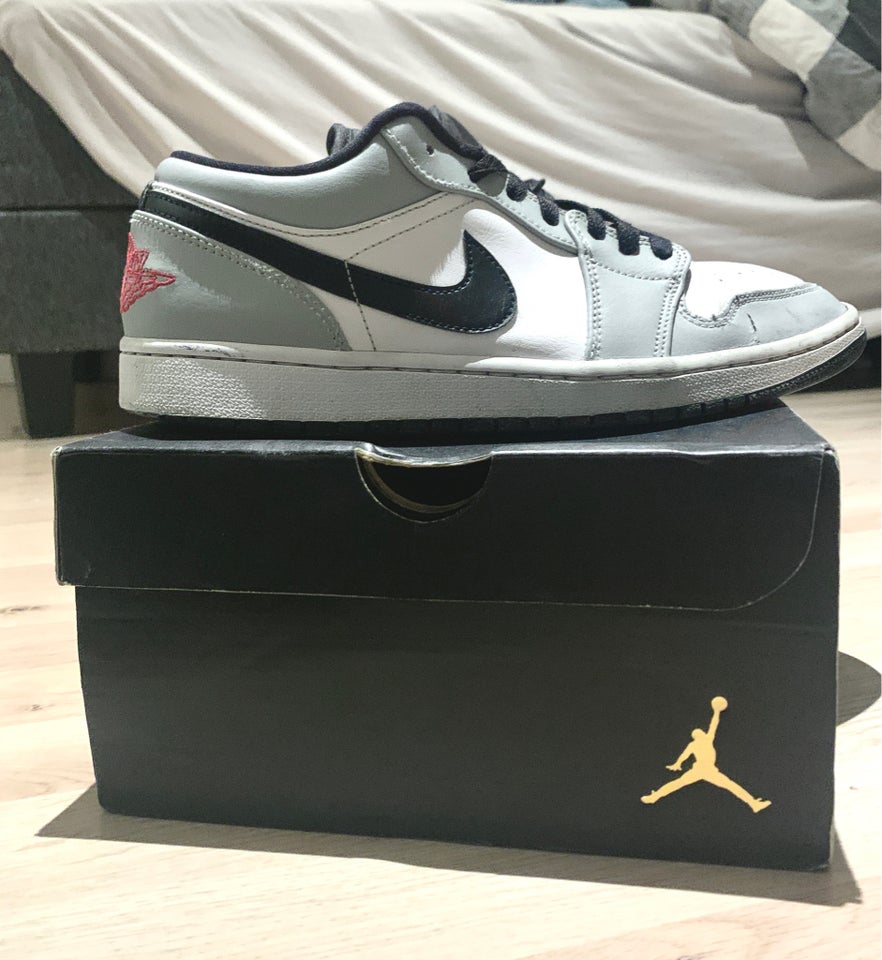 Sneakers, Nike Jordan , str. 43