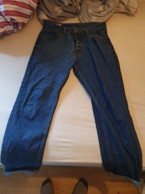 Jeans, Levi's, str. 34, God men brugt, Labre 501 jeans fra levi's - 34/32, slid ved baglomme, derfor