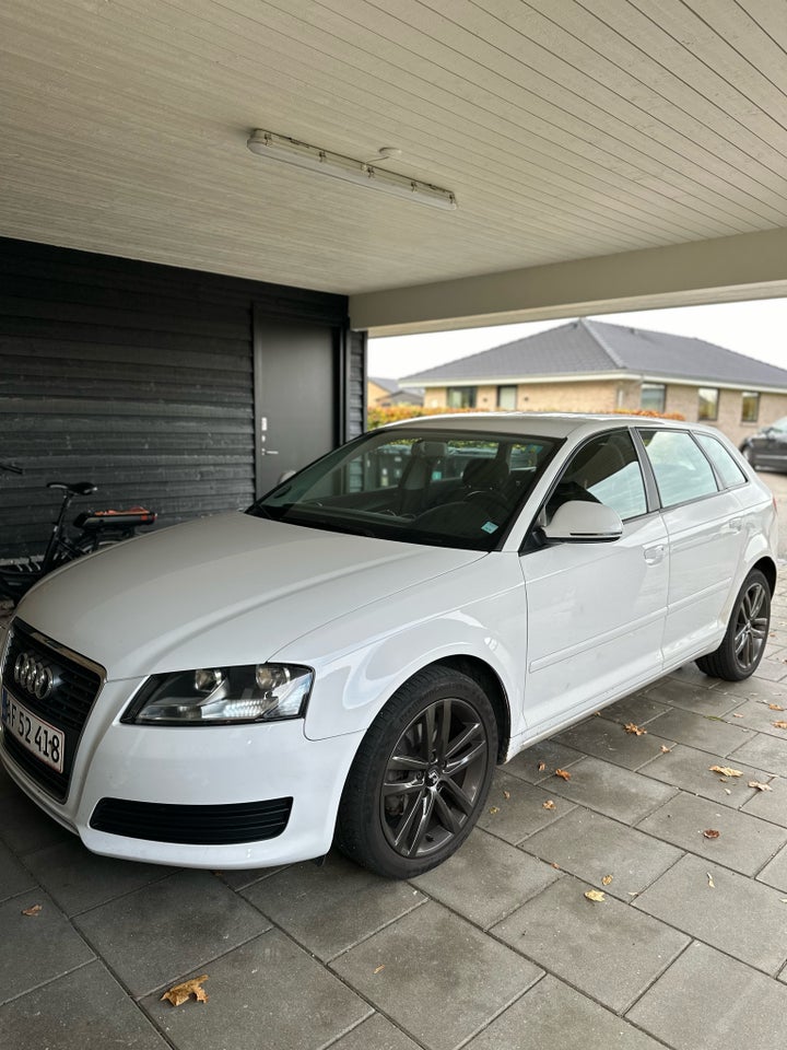 Audi A3, 2,0 TDi 140 Ambiente Sportback, Diesel