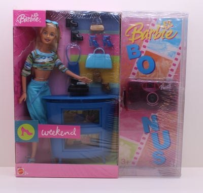 Barbie, Barbie weekend dukke, RESERVERET......Barbie Weekend dukke med Kamera.
Mattel 2004
Helt ny i