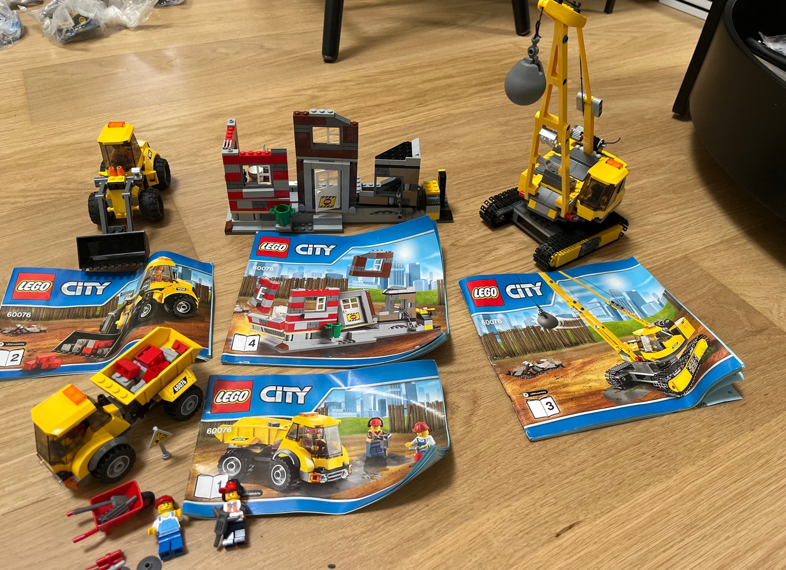 tricky foran højde Lego City, 60076 – dba.dk – Køb og Salg af Nyt og Brugt