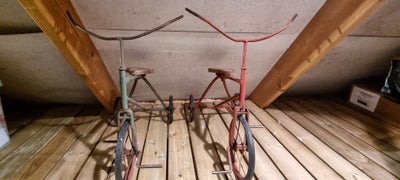 Unisex børnecykel, trehjulet, andet mærke, Gamle trehjulet cykler, Rigtig fine gamle trehjulet cykle