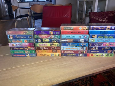 Børnefilm, Disney VHS-bånd. Forskelligt udvalg, instruktør Walt Disney, Tag dem samlet for 200 eller