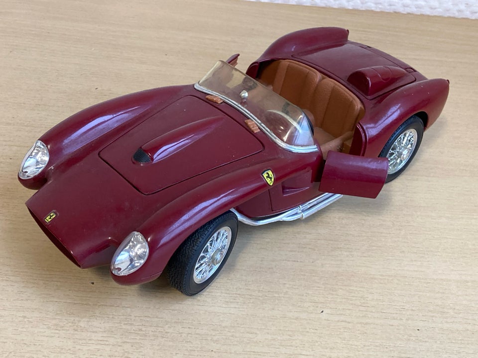 Modelbil, Ferrari 1958 Ferrari 1958, skala 1-18