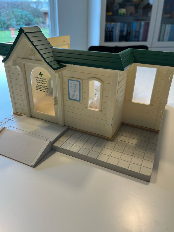 Sylvanian, Families Cottage Hospital