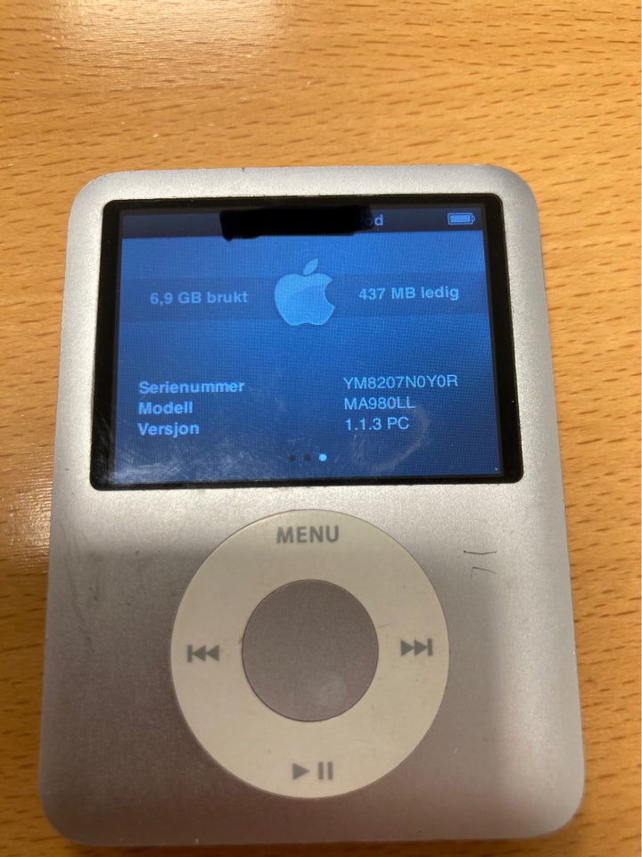iPod, Nano (3rd gen), 8 GB