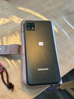 Samsung A22, 64 , Perfekt, Yderst velholdt Samsung Galaxy A22 5G smartphonen har en smuk 6,6” Full H