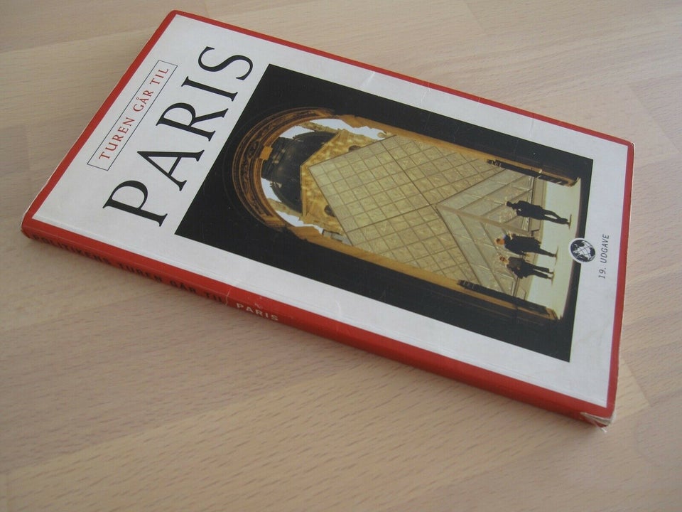 Turen går til Paris, Thomas Nykrog , emne: rejsebøger