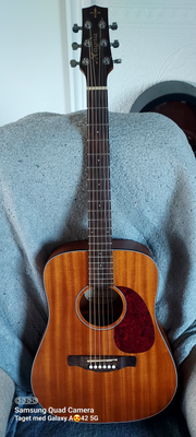 Western, andet mærke Magma MD-1, Lille cool guitar at ha med på farten, eller hjemme i sofaen.  Det 