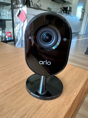 Overvågningskamera, Arlo, Arlo Essential - Netværksovervågningskamera - indendørs - farve (Dag/nat) 