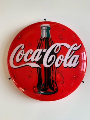 Coca Cola, Coca Cola skilt i plast, Sandsynligvis en form for lampeskærm. Kan bruges som vægudsmykni