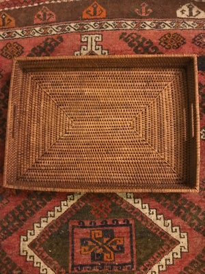 Bakke, Flet, Smuk og elegant fletbakke, måler 35x50 cm